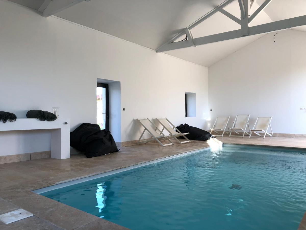 Chateau Bernon Maison D Hotes - Piscine Et Spa Queyrac Exterior foto